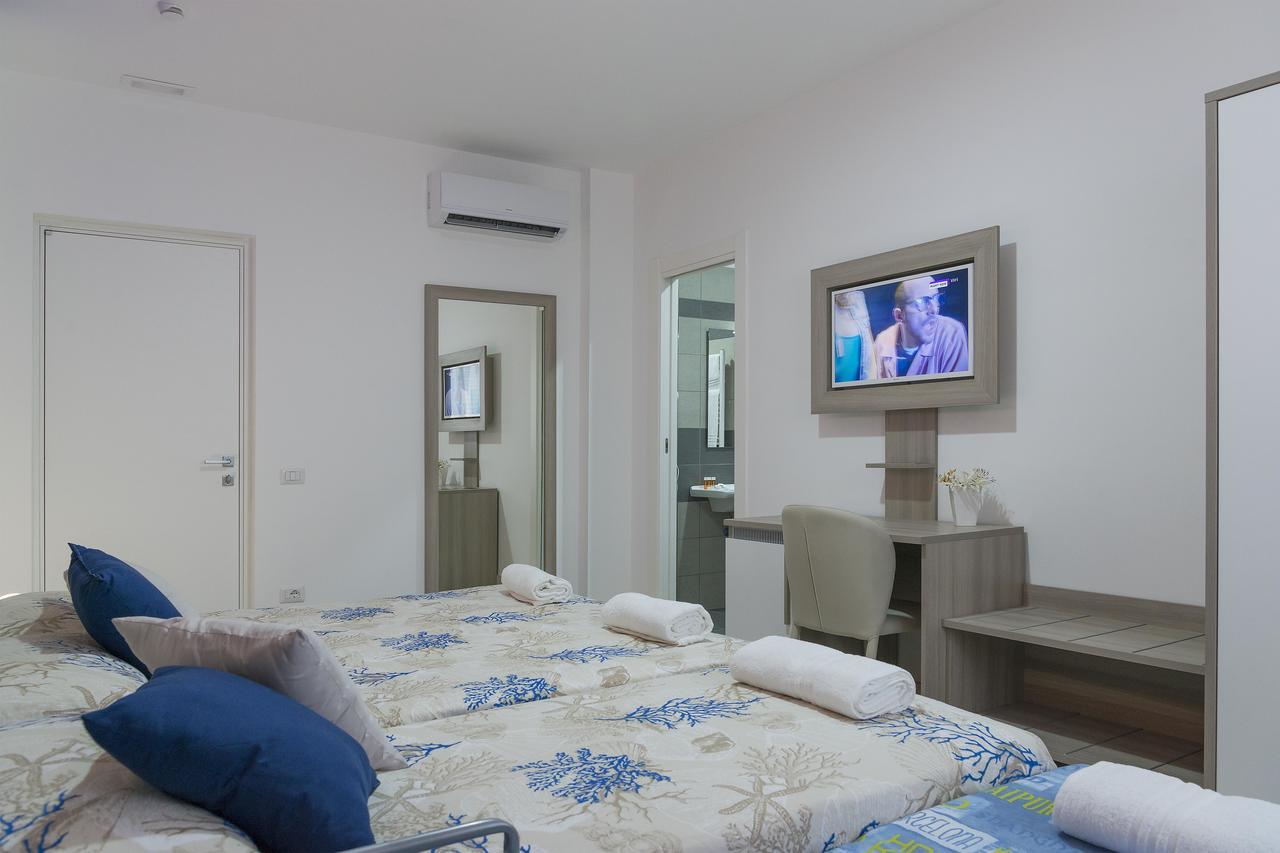 סקפאטי Hotel America מראה חיצוני תמונה