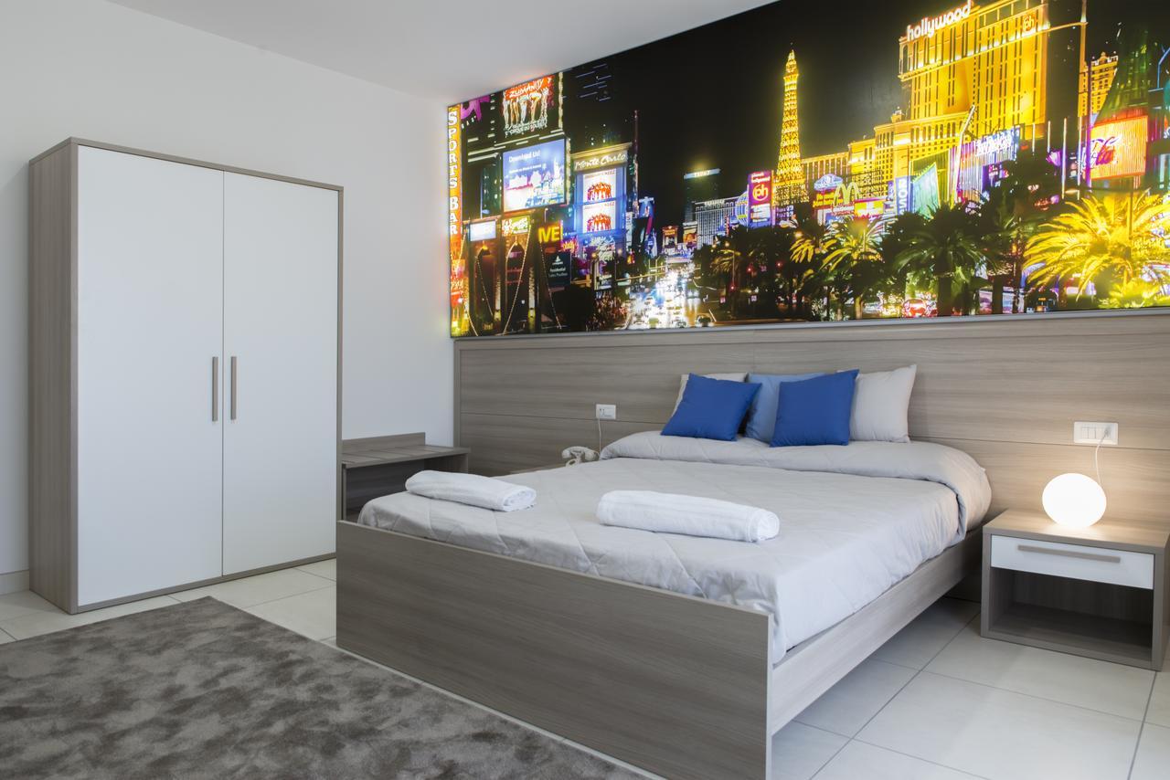 סקפאטי Hotel America מראה חיצוני תמונה