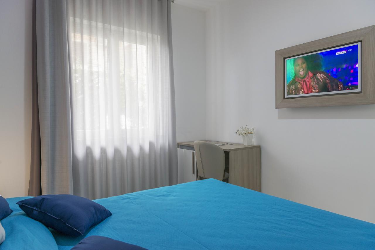סקפאטי Hotel America מראה חיצוני תמונה